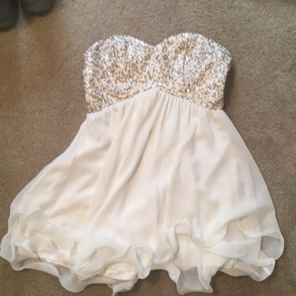 👸🏼 Gorgeous Princess Dress 👸🏼 - Picture 1 of 3